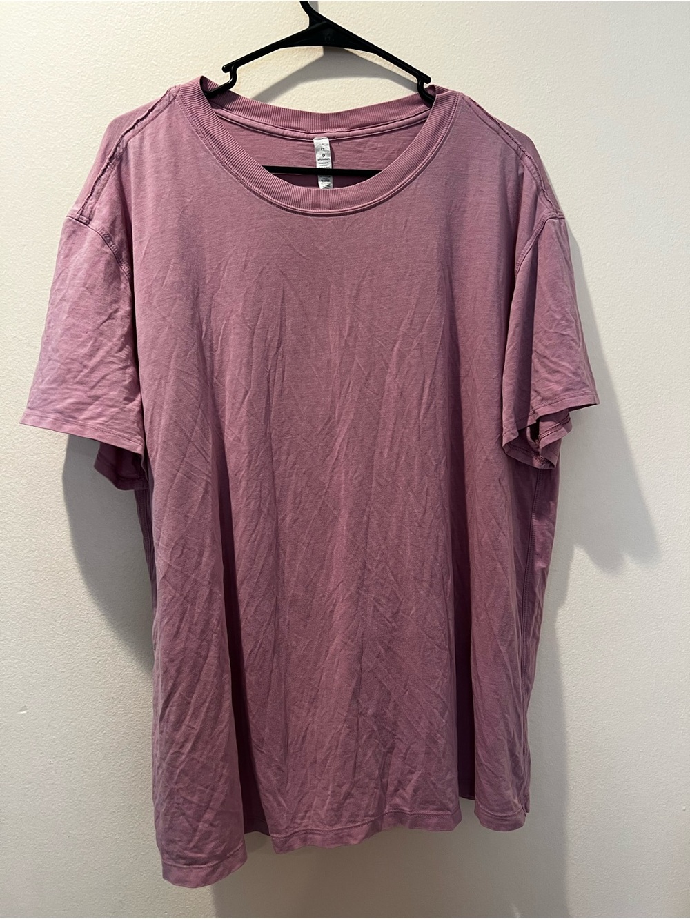 Men's Short Sleeve Crewneck T-Shirt - Mauve purple